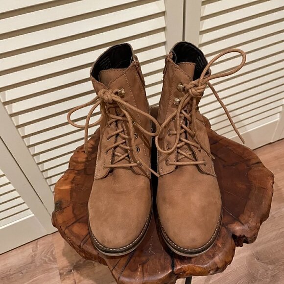 ALDO Women's Leather Booties Size 8.5 - Picture 1 of 9
